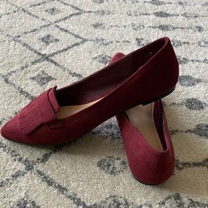 Never been worn, LC Conrad maroon loafers, size 8